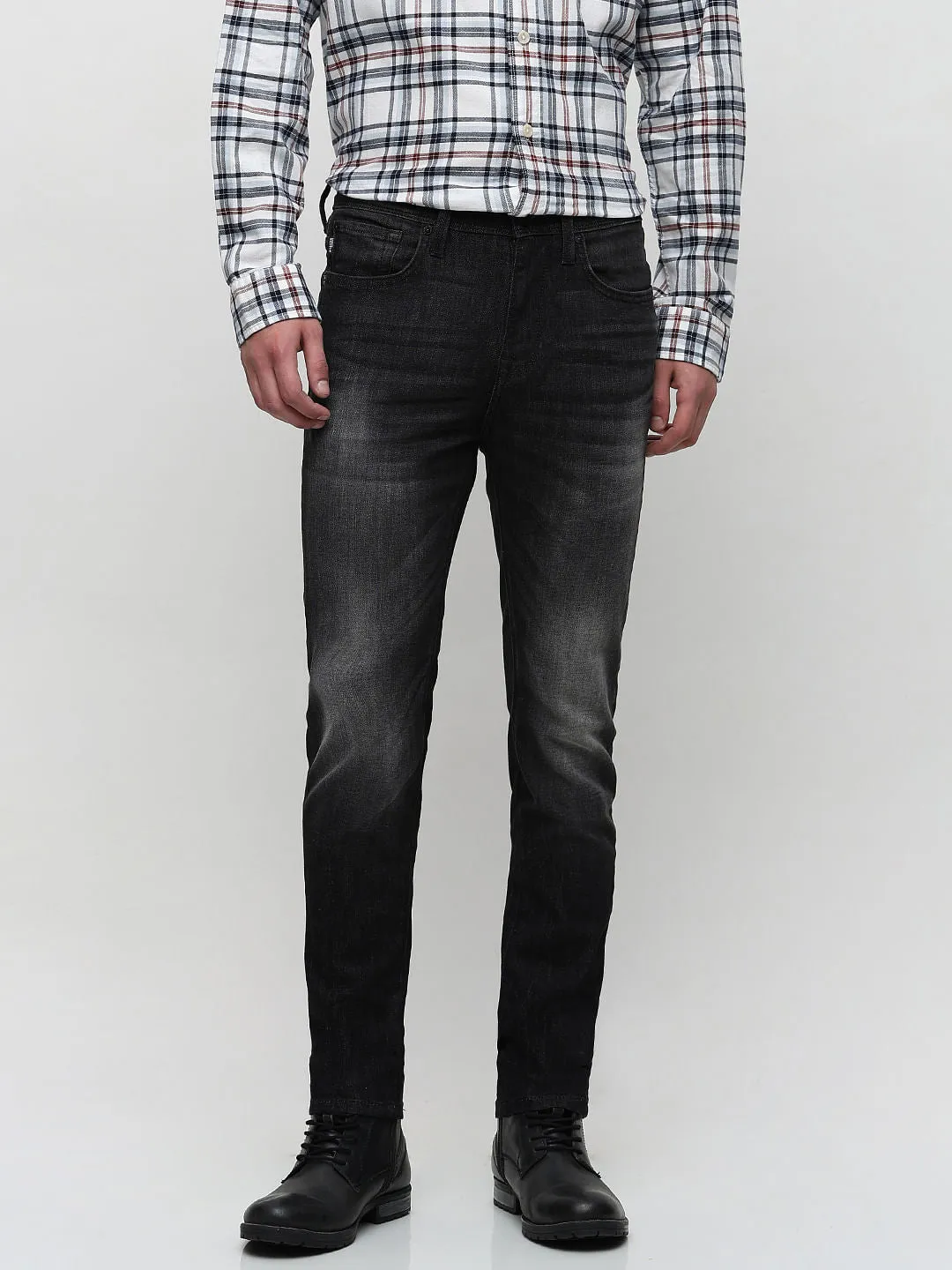 OXSLOT88 Grey Mid Rise Washed Slim Fit Jeans tampak depan dengan desain modern